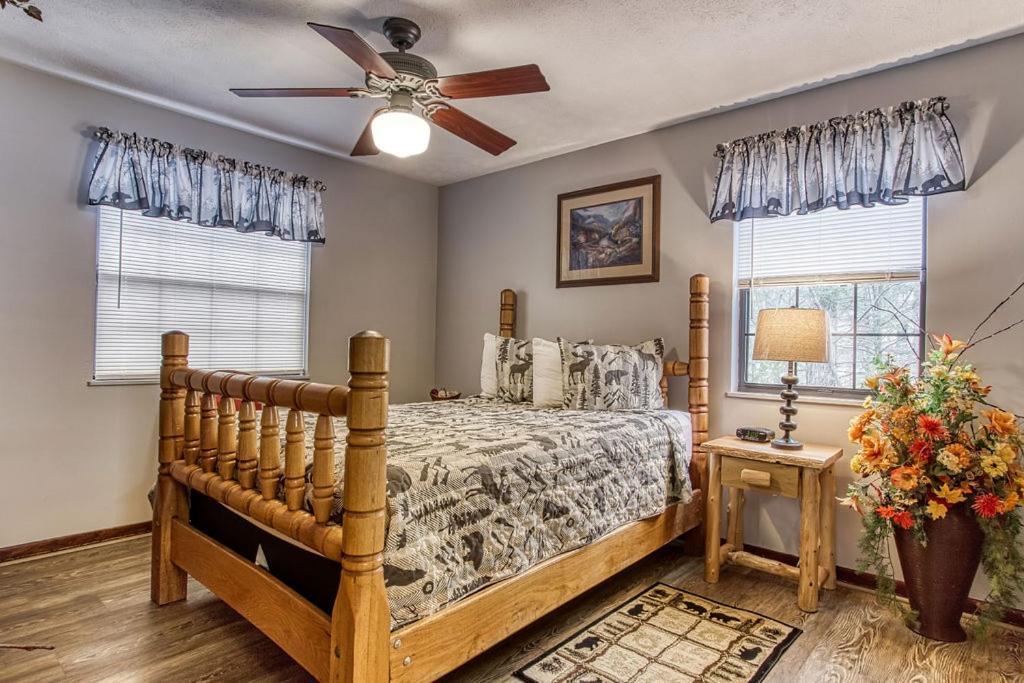 Adalynn'S Mountain Retreat-Hot Tub, 1089 Of Free Tickets For Each Paid Day, Dollywood And More! Pigeon Forge Luaran gambar