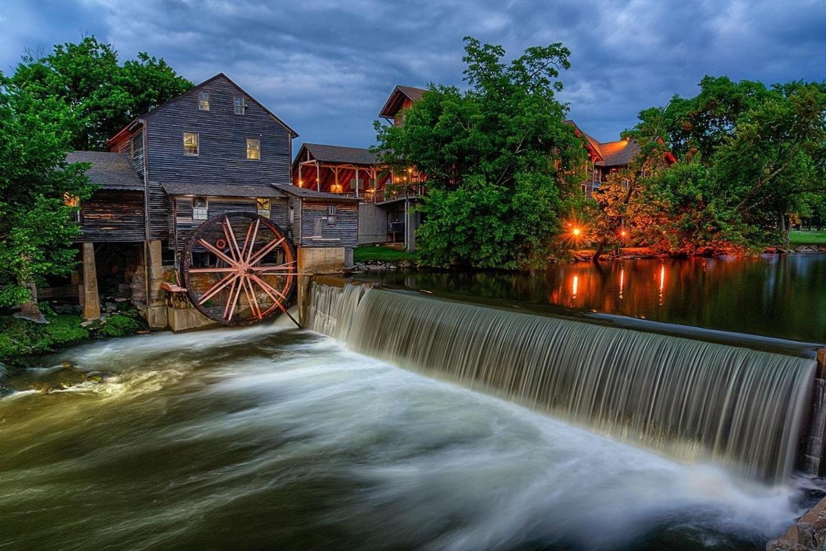 Adalynn'S Mountain Retreat-Hot Tub, 1089 Of Free Tickets For Each Paid Day, Dollywood And More! Pigeon Forge Luaran gambar